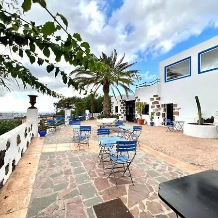 Doble Con Desayuno Incluido, Wifi Gratis, Estupenda Piscina En Yaiza * Yaiza (Lanzarote)