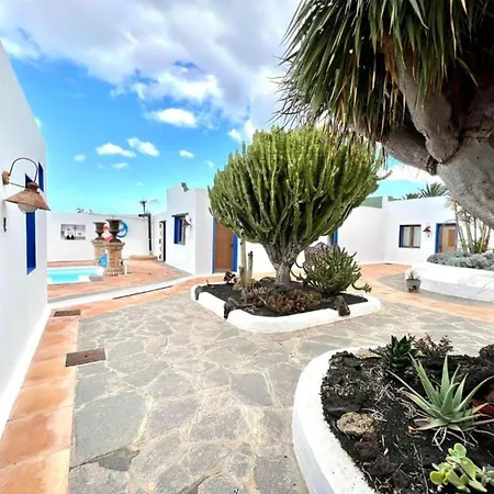 Doble Con Desayuno Incluido, Wifi Gratis, Estupenda Piscina En Yaiza Διαμέρισμα Yaiza (Lanzarote)