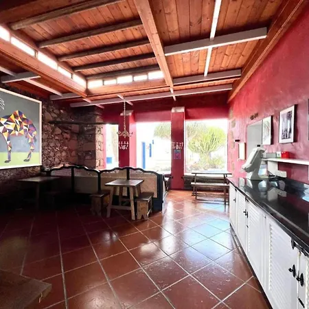 Doble Con Desayuno Incluido, Wifi Gratis, Estupenda Piscina En Yaiza Yaiza (Lanzarote)